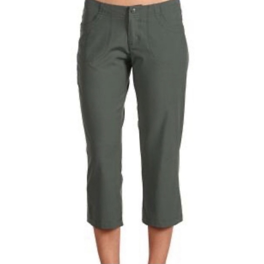 ❤️ Patagonia Green Capri Pants Women’s Size 8 Light-Weight Cropped